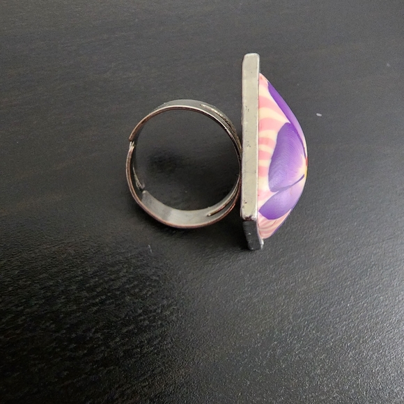 Purple flower ring, size adjustable - Picture 3 of 7